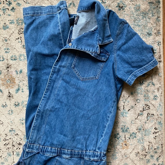 Gap maternity denim jumpsuit - Picture 1 of 4